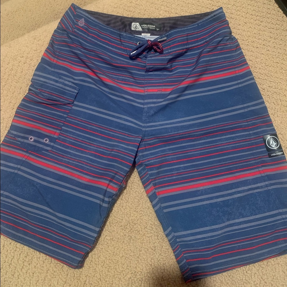 Volcom Men’s/teen board shorts -30
